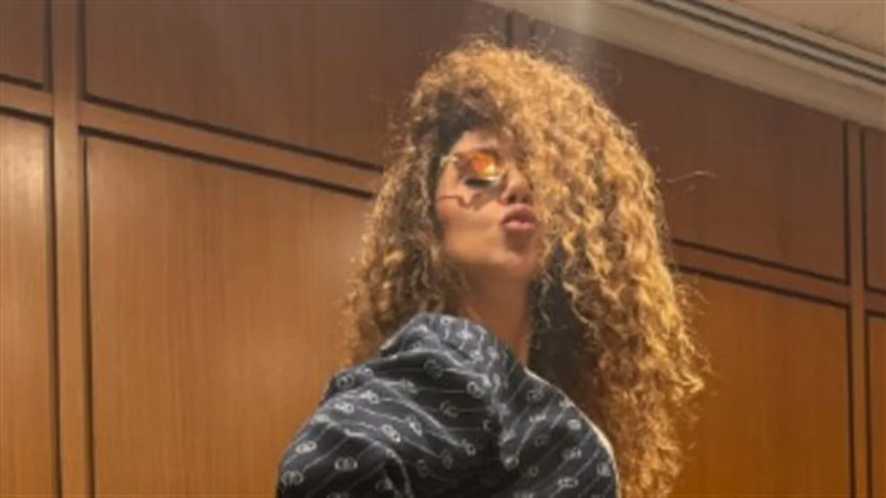 بإطلالة طبيعية.. ميريام فارس تدهش جمهورها بظهور لافت بعيداً عن أضواء المسرح